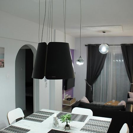 Beautiful Apartment Near Beach In Larnaca Scala Esterno foto