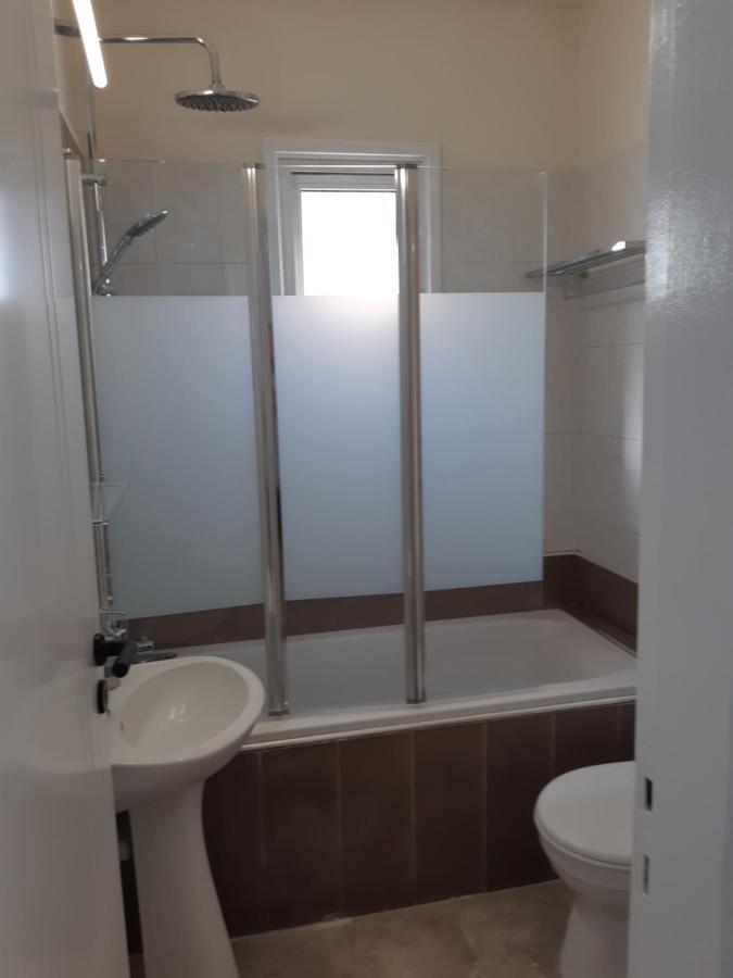 Beautiful Apartment Near Beach In Larnaca Scala Esterno foto